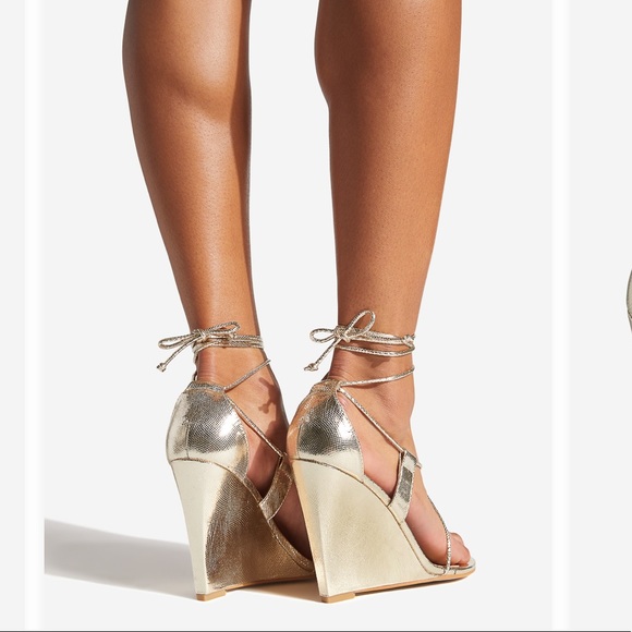 Lakyta Lace Up Wedge - Picture 2 of 10